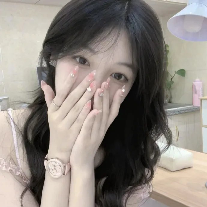 早餐时女歌迷快闪